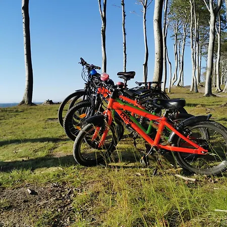 15b Blue Marine Basen Brodziki Plac Zabaw The Of Przy Plaz Поддомбе